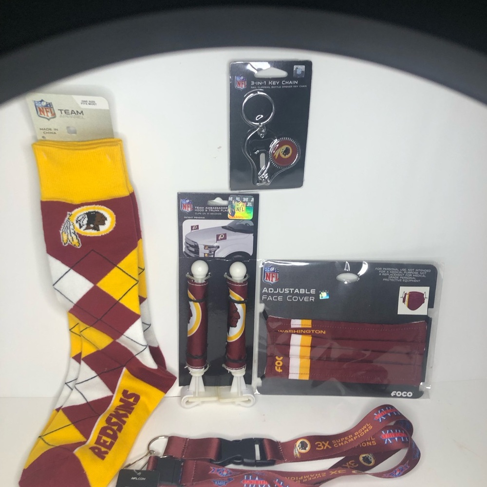NFL Washington Team Burgundy and Gold Fan Set
